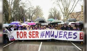 Día Internacional de la Mujer en Francia: manifestación de protesta contra la desigualdad