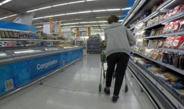 Inflación febrero: los alimentos y bebidas podrían complicar el plan del Gobierno