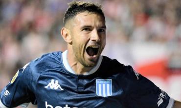 Con uno menos, Racing le ganó a Unión de Santa Fe en un partidazo