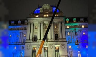 El Gobierno celebró los cambios en la fachada del Palacio Libertad, ex Centro Cultural Kirchner