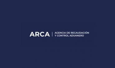 La recaudación tributaria subió 7% en términos reales en abril