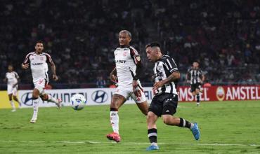 Central Córdoba se animó y sacó un valioso empate ante Flamengo