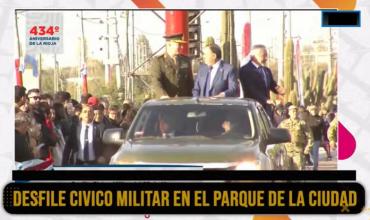 Comenzó el desfile cívico-militar por el 434° aniversario de la ciudad de La Rioja