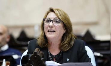 Para Mónica Fein es “gravísimo” que el Gobierno permita utilizar dólares no declarados