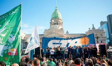 El Gobierno limitó su intervención en las elecciones sindicales mediante un decreto