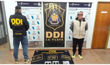 Un profesor de artes marciales fue detenido por acosar virtualmente a su alumna de 11 años