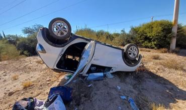  Dos mujeres resultaron heridas tras el vuelco de un auto en la Ruta 74