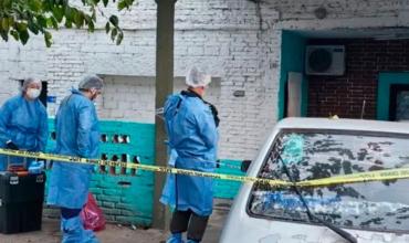 Tucumán: Hombre le disparó a su pareja frente a sus hijos y la Policía. La mujer está en estado crítico