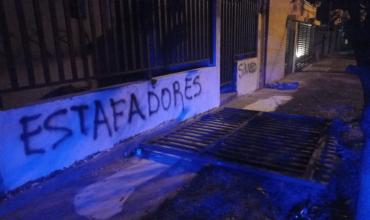 Reclamo por supuesta estafa generó disturbio en el barrio Néstor Kirchner