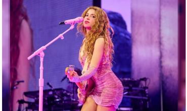 Las mujeres ya no lloran, rompen los rankings: Shakira reina en el pop latino con su gira mundial