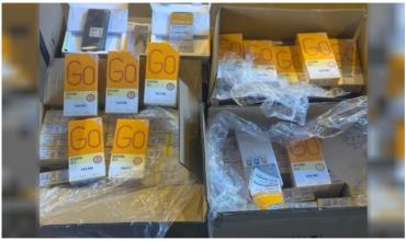 Aduana incautó más de 20.000 celulares de contrabando en un operativo