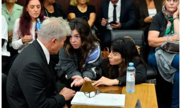 Pidieron que Dalma y Gianinna Maradona declaren en Cámara Gesell cuando se reanude el juicio