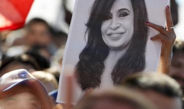 El kirchnerismo planea una gran movilización en defensa de Cristina y los gremios hablan de paro nacional