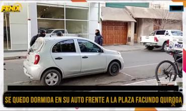 Una conductora se quedó dormida en su auto frente al Parque Sarmiento