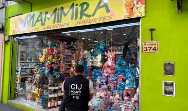 Secuestraron más de 1.500 juguetes apócrifos valuados en 11 millones de pesos en una serie de allanamientos en Once