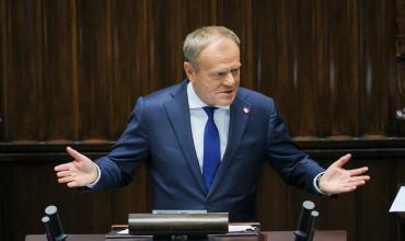 Donald Tusk supera moción de confianza tras tropiezo en presidenciales de Polonia