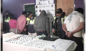 En múltiples allanamientos detuvieron a 14 personas por venta de drogas