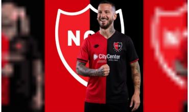 Es oficial: Darío Benedetto fue presentado en Newell's y vuelve al fútbol argentino