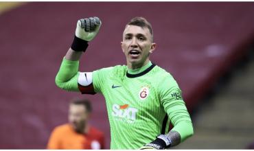 Fernando Muslera es nuevo arquero de Estudiantes De La Plata 