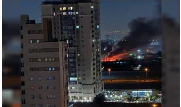 Mueren 60 personas en ataque aéreo israelí contra edificio residencial en Teherán, según televisión estatal