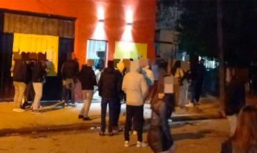 Córdoba: Policía clausuró fiesta clandestina multitudinaria. Había 1.500 personas
