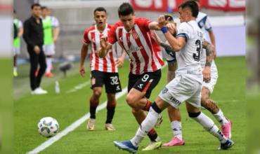 Una vez más, se cambió la fecha de la Supercopa Internacional entre Estudiantes (LP) y Vélez