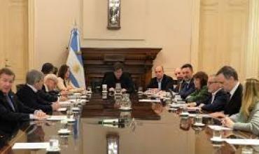 Javier Milei reunió a su Gabinete en una semana marcada por el fallo de YPF y el futuro incierto de un ministro