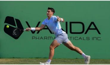 Las airadas protestas del argentino Camilo Ugo Carabelli en pleno debut en Wimbledon: "¡Parezco un heladero!"