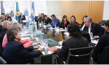 Las provincias iniciaron su pelea por los fondos: los argumentos del Gobierno y la discusión reglamentaria