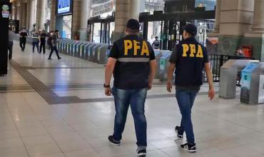 Caos y desconcierto por una amenaza de bomba en la estación Retiro