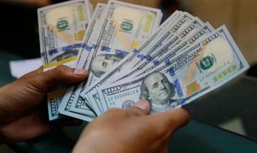 El dólar oficial volvió a subir y cerró a $1280, el valor más alto desde la salida del cepo