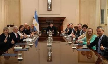 Milei encabezó una nueva reunión de Gabinete en la previa a una compleja sesión en el Senado