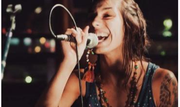 Murió Araceli Julio: cantante de Satélite Kingston y denunciante de los ajustes en oncológicos