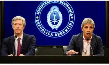 El Gobierno lanzó una licitación fuera de calendario para absorber pesos y calmar al dólar
