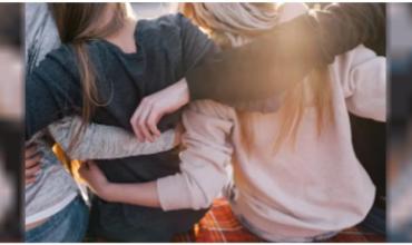 La reveladora explicación de una psicóloga: por qué la amistad es un espejo que a veces no querés mirar
