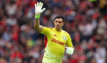 Aston Villa rechaza oferta del Manchester United por Emiliano “Dibu” Martínez
