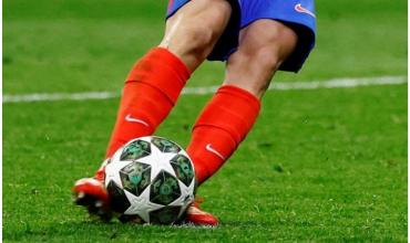 Presentaron una denuncia contra la UEFA por el penal anulado a Julián Álvarez en Atlético de Madrid-Real por Champions: los detalles