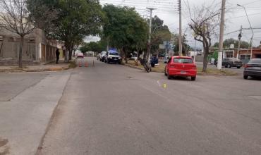 Una mujer fue trasladada al hospital tras un choque en el barrio Vial