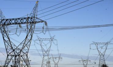 El Gobierno fija un plazo de ocho meses para privatizar Transener, la mayor red de transmisión eléctrica del país