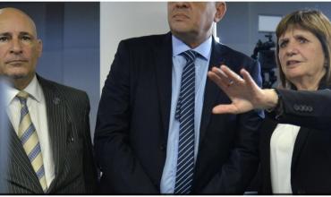 Patricia Bullrich denunció al Gobierno de Axel Kicillof por persecución ideológica y espionaje ilegal tras el despido de 24 policías
