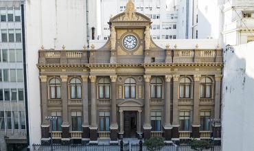 Argentina es uno de los países con menores reservas de la región, según un informe privado