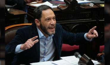 Maximiliano Ferraro: “El Gobierno de Milei elige callar a los periodistas antes que dar explicaciones”