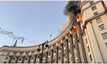 Rusia escaló sus ataques contra Ucrania con un récord de drones: por primera vez alcanzó la sede del Gobierno en Kiev