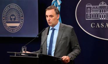 Manuel Adorni defendió el rumbo económico y político del gobierno tras la derrota en Buenos Aires