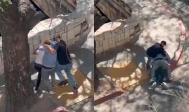 Córdoba: Dos hombres atacaron brutalmente a un limpiavidrios y lo dejaron inconsciente
