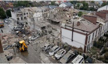 Al menos cuatro muertos en Kiev en un ataque nocturno ruso con drones