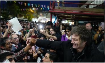 En plena campaña electoral, Javier Milei recorrerá más de diez provincias e iniciará por Tierra del Fuego