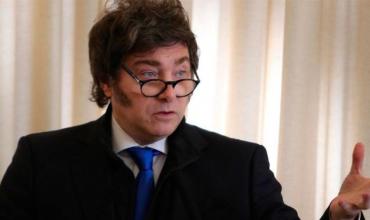Milei arranca la campaña electoral con un recorrido por cuatro provincias y una mesa de campaña en tensión