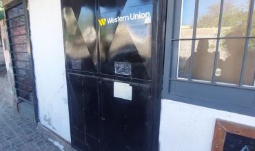  Robo en un local de distribución de agua potable y gas en garrafas