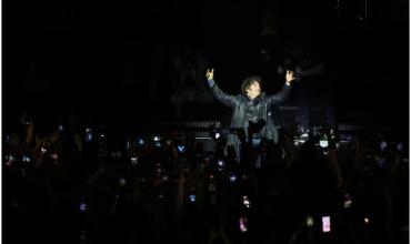 Milei cantó con su banda y le mandó un mensaje al kirchnerismo: “Pudieron ganar un round, pero no la batalla”